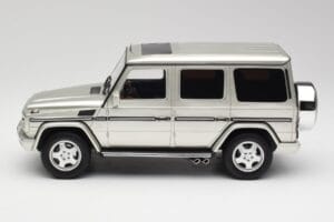Mercedes G-Class G55 AMG W463 Iridium Plata Otto 1:18 OT1126 Resina - imagen 3 de 6