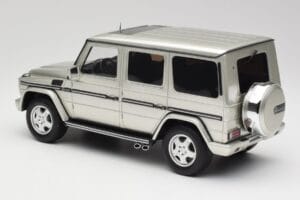 Mercedes G-Class G55 AMG W463 Iridium Plata Otto 1:18 OT1126 Resina - imagen 5 de 6