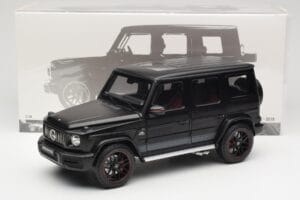 Mercedes G-Class G63 AMG W463A Matt Black Minichamps 1:18 110037064 Metal - imagen 8 de 8