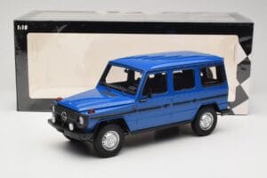 Mercedes G-Class W460 LWB Azul Oscuro Minichamps 1:18 155038100 Metal - imagen 6 de 6