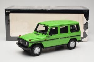Mercedes G-Class W460 LWB Verde Minichamps 1:18 155038101 Metal - imagen 6 de 6