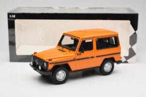 Mercedes G-Class W460 SWB Naranja Minichamps 1:18 155038000 Metal - imagen 6 de 6
