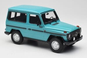 Mercedes G-Class W460 SWB Turquesa Minichamps 1:18 155038001 Metal - imagen 4 de 6