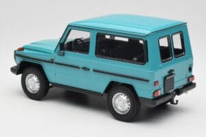 Mercedes G-Class W460 SWB Turquesa Minichamps 1:18 155038001 Metal - imagen 5 de 6