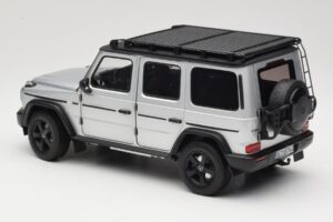 Mercedes G-Class W463 Iridium Silver Norev 1:18 183030 Metal - imagen 7 de 8