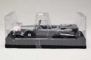 Mercedes G4 6-Wheels Negro With Figures Signature Models 1:18 38202 Metal - imagen 2 de 3