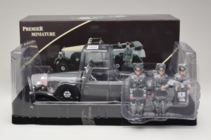 Mercedes G4 6-Wheels Negro With Figures Signature Models 1:18 38202 Metal - imagen 3 de 3