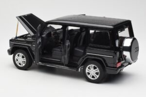 Mercedes G500 W463 Negro AUTOart 1:18 76216 Metal - imagen 5 de 8