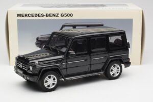 Mercedes G500 W463 Negro AUTOart 1:18 76216 Metal - imagen 8 de 8