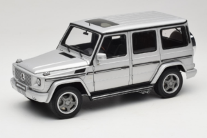 Mercedes G55 AMG W463 Plata AUTOart 1:18 76247 Metal