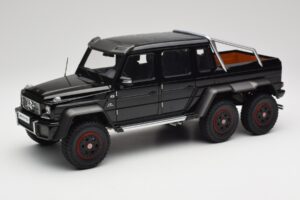 Mercedes AMG G63 W463 6x6 Gloss Negro AUTOart 1:18 76306 Compuesto