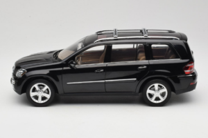 Mercedes GL X164 Obsidian Black Minichamps 1:18 B66962334 Metal - imagen 4 de 8