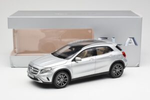 Mercedes GLA X156 Polar Plata Metalizado Norev 1:18 B66960267 Metal - imagen 8 de 8