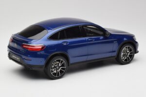 Mercedes AMG GLC 43 Coupe Brilliant Azul GT Spirit 1:18 B66960468 Resina - imagen 2 de 6