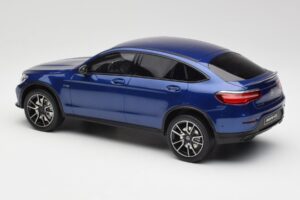 Mercedes AMG GLC 43 Coupe Brilliant Azul GT Spirit 1:18 B66960468 Resina - imagen 5 de 6