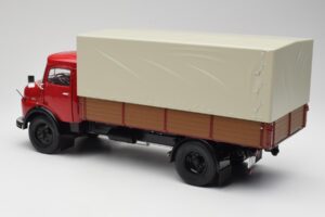 Mercedes L 911 Rojo Schuco 1:18 450016400 Metal - imagen 7 de 8