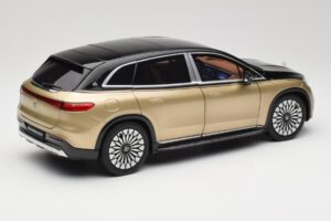 Mercedes Maybach EQS 680 V297 Beige NZG 1:18 B66960592 Metal - imagen 3 de 8