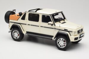 Mercedes Maybach G650 Landaulet W463 Blanco Schuco 1:18 450017800 Metal - imagen 4 de 6