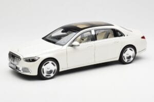 Mercedes Maybach S680 4Matic X223 Diamond Blanco Norev 1:18 183918 Metal