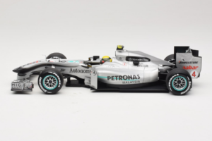 Mercedes MGP W01 #4 N. Rosberg Mercedes GP 2010 Minichamps 1:18 110100004 Metal - imagen 3 de 7
