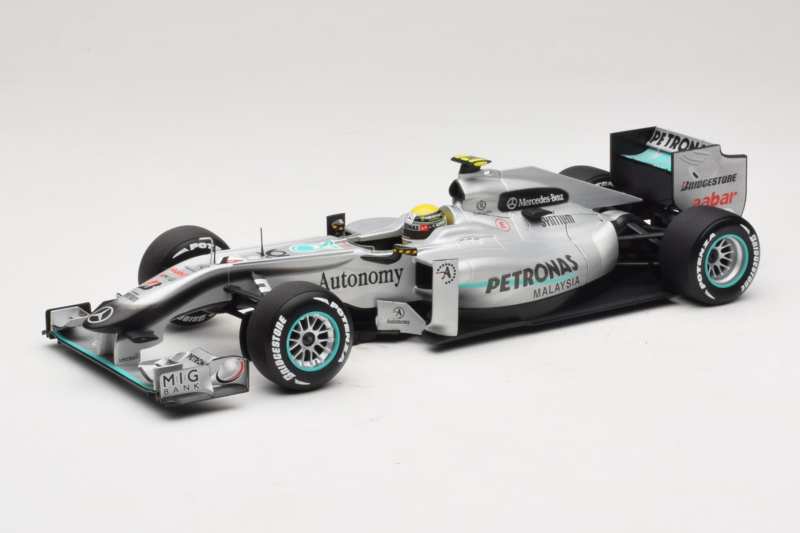 Mercedes MGP W01 #4 N. Rosberg Mercedes GP 2010 Minichamps 1:18 110100004 Metal