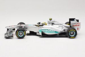 Mercedes MGP W02 #8 N. Rosberg Mercedes GP 2011 Minichamps 1:18 110110008 Metal - imagen 3 de 7