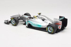 Mercedes MGP W02 #8 N. Rosberg Mercedes GP Showcar 2011 Minichamps 1:18 110110078 Metal - imagen 5 de 7