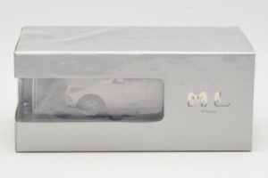 Mercedes ML W166 Calcit White Minichamps 1:43 B66960062 Metal - imagen 4 de 4