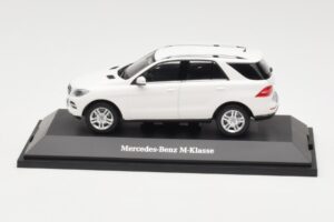 Mercedes ML W166 Calcit White Minichamps 1:43 B66960062 Metal