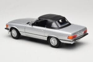 Mercedes R107 380 SL Plata Norev 1:18 183725 Metal - imagen 7 de 8