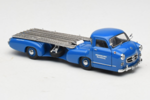 Mercedes Renntransporter Blue Wonder CMC 1:43 M-036K Metal - imagen 6 de 8