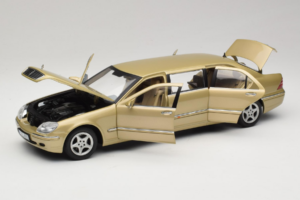 Mercedes S-Class W220 Pullman Gold Metallic Sun Star 1:18 4113 Metal - imagen 2 de 8