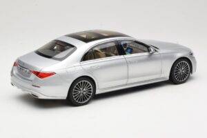 Mercedes S-Class W223 AMG Line Brilliant Silver Norev 1:18 183805 Metal - imagen 3 de 8