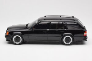 Mercedes 300 TE AMG S124 Negro Otto 1:18 OT147 Resina - imagen 3 de 6