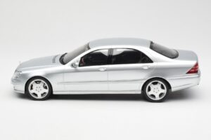 Mercedes AMG S55 W220 Plata Otto 1:18 OT292 Resina - imagen 3 de 6