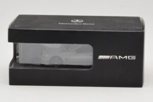 Mercedes SL 63 AMG R230 Silver Metallic Minichamps 1:43 B66960018 Metal - imagen 4 de 4