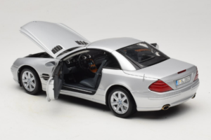 Mercedes SL R129 Plata Minichamps 1:18 B66962133 Metal - imagen 7 de 10