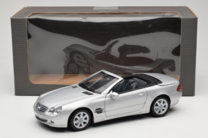 Mercedes SL R129 Plata Minichamps 1:18 B66962133 Metal - imagen 10 de 10