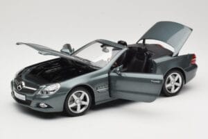 Mercedes SL R230 Amiant Green Minichamps 1:18 B66962389 Metal - imagen 2 de 8
