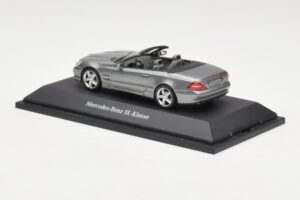 Mercedes SL R230 Palladium Silver Metallic Minichamps 1:43 B66962390 Metal - imagen 3 de 4