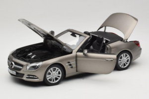 Mercedes SL500 R231 Dark Grey Matt Norev 1:18 183590 Metal - imagen 2 de 9