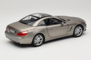 Mercedes SL500 R231 Dark Grey Matt Norev 1:18 183590 Metal - imagen 4 de 9