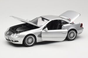 Mercedes SL55 AMG R230 Plata Maisto 1:18 36894 Metal - imagen 2 de 8