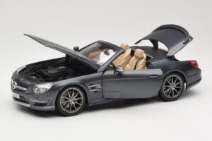 Mercedes SL65 AMG Black Series R230 Matte Black Maisto 1:18 36198 Metal - imagen 2 de 8