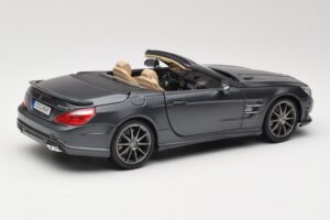 Mercedes SL65 AMG Black Series R230 Matte Black Maisto 1:18 36198 Metal - imagen 3 de 8