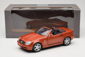 Mercedes SLK R170 230 AMG Orange Metallic Minichamps 1:18 B66005227 Metal - imagen 9 de 9