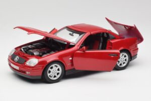 Mercedes SLK 230 R170 Rojo Maisto 1:18 56023 Metal - imagen 3 de 9