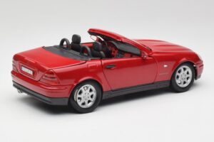 Mercedes SLK 230 R170 Rojo Maisto 1:18 56023 Metal - imagen 4 de 9