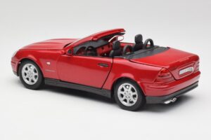 Mercedes SLK 230 R170 Rojo Maisto 1:18 56023 Metal - imagen 8 de 9