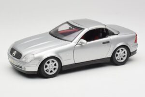 Mercedes SLK R170 Roadster Plateado Maisto 1:18 31674 Metal